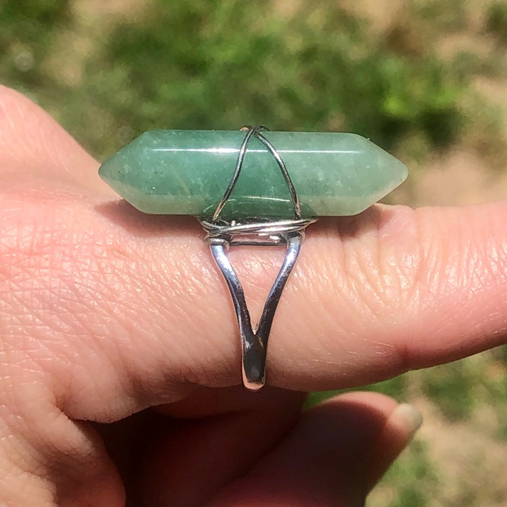 Green adventurine ring